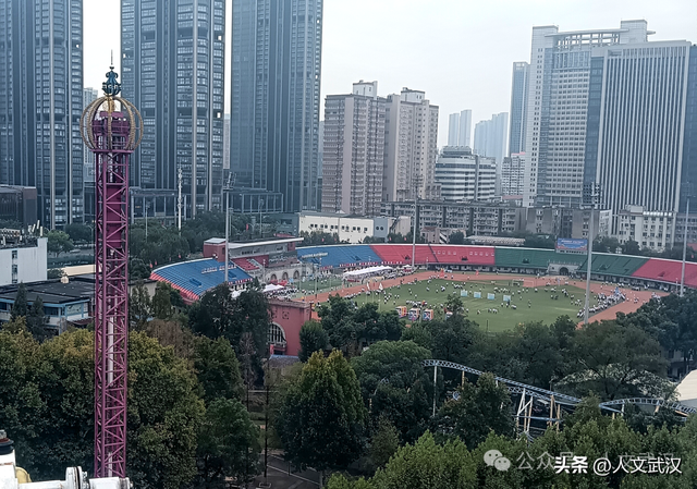 话说武汉 | 熟悉的新华路体育场