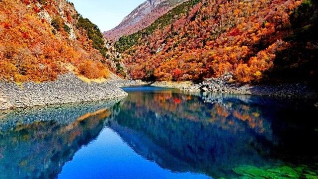 四川这个地方的初冬，是彩色的！