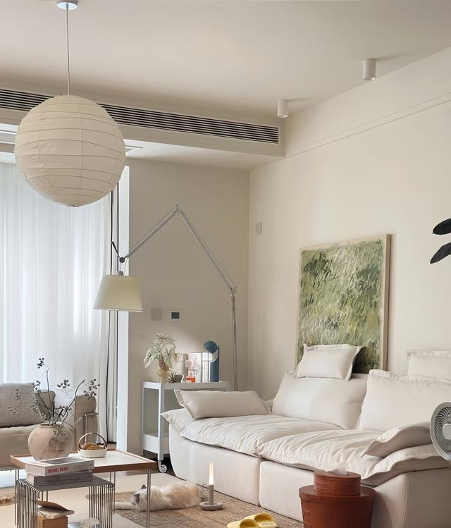 挂画不要只会挂中间！4个“作弊思路”，把画挂出格调！