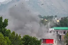 “阵风”战机被击落，“印度优势”破产：印巴冲突变成舆论战和无人机战？图片