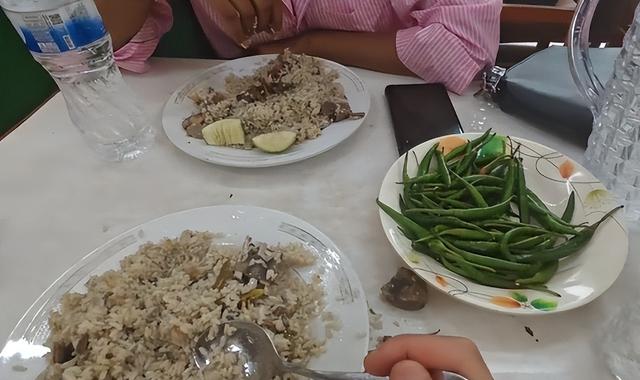 广西小伙去孟加拉，富家女一见钟情要结婚，放话可以给小伙一百万
