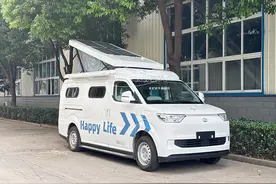 十多万的小房车，上班通勤旅游都能开，性价比超高图片