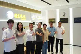 招商银行武汉分行“为老字号找国潮”图片