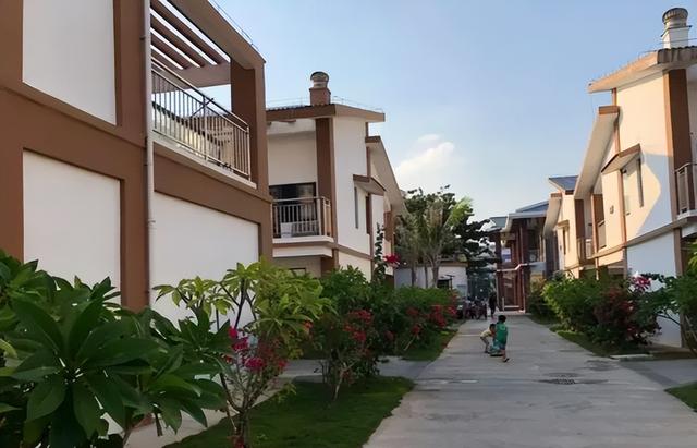 中国唯一禁止外国人进入的城市：坐拥4个机场，上学免费，住房仅1元，风景比马代更美