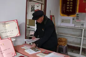 ​戎耀乳山·最美退役军人 | 于英沂：八旬老兵的别样人生图片