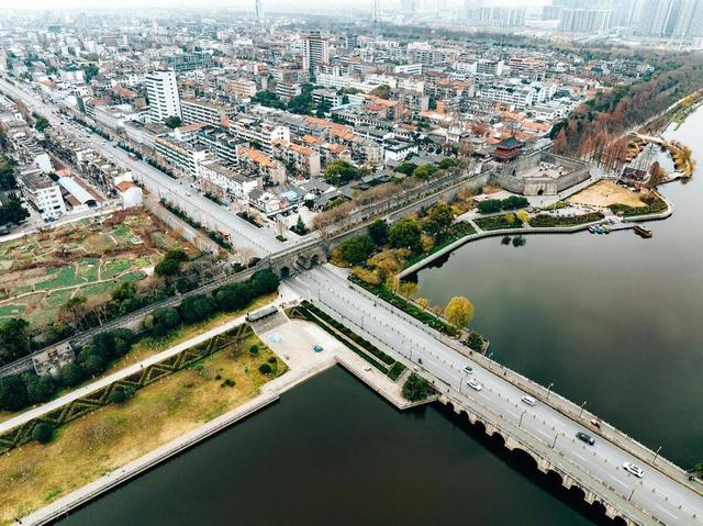 湖北“拼凑出来”的县级市，由荆州代管，号称湖北版“小江南”