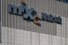 哼，我们武昌也有万象城了图片