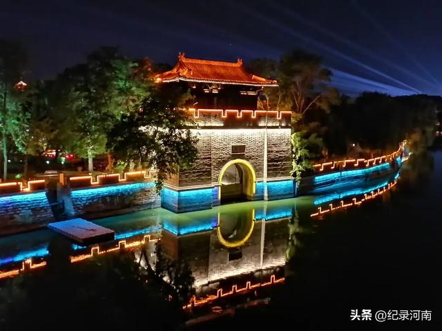 欢迎欢迎,热烈欢迎清明上河园开始运营商丘古城,商丘人兴高采烈