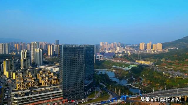 重庆“牛掰”的郊区，综合实力超部分地级市，旅游资源很亮眼