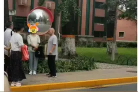 人大女博士遭深扒：漂亮的四川姑娘，朋友对她评价高，点赞曝光！图片