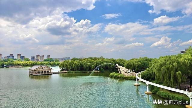 曲江水景美不胜收