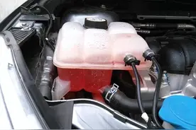 发动机水温过高超过红线？9成司机不知道咋做，教你3招化险为夷图片