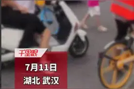 萝卜无人驾驶横停马路中央，交通瘫痪，交警出马无果，官方回应图片