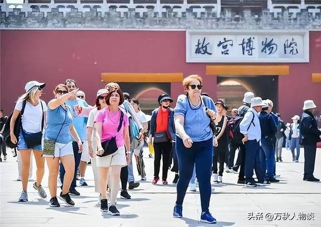 大量俄罗斯人涌入中国！不是为了旅游而是另有目的，到底图啥？