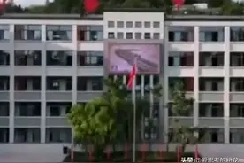 震惊了！安徽一所大山里的学校今年高考竟有51人投笔从戎考入军校图片