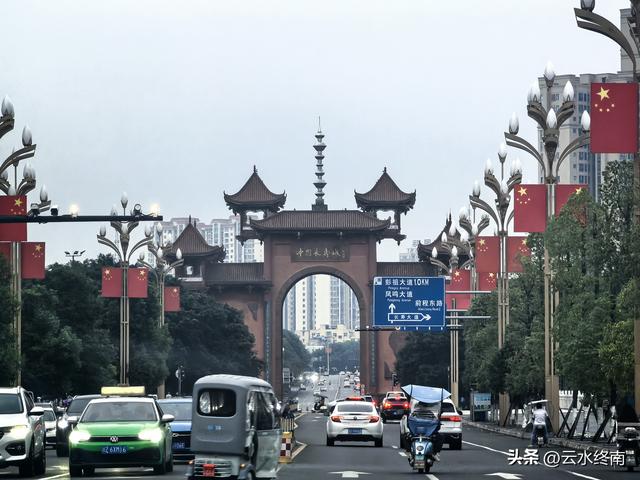 如果说它是四川的“母亲河”，就是因为它成就了“天府之国”？