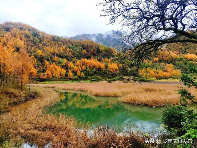 天下第一池，暗送秋波，美卷了！