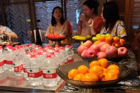 “南泥北运”！小金豆冰城体验洗浴文化感受快乐图片