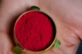 你知道吗？这些人不能戴朱砂！图片