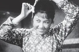 她是电影《柳堡的故事》中的二妹子、《霓虹灯下的哨兵》中的春妮，从艺70余载，她饱经风霜而愈加闪闪发光图片