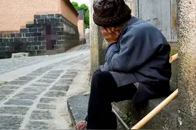 78岁奶奶一辈子没嫁人等待初恋60年，最后的结局很心酸图片