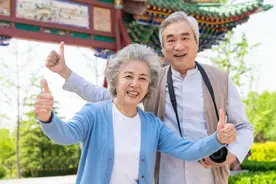 重磅福利！福建老人下月起一证通行全省，这些优待政策赶紧转给爸妈！图片