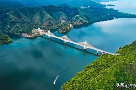 这条高铁开通运营一周年，你乘坐过了吗？图片