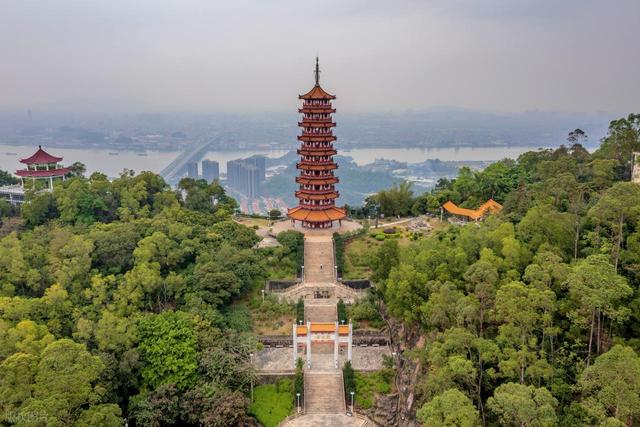 入电影场景！江门：世界碉楼与《狂飙》老街的双面传奇！