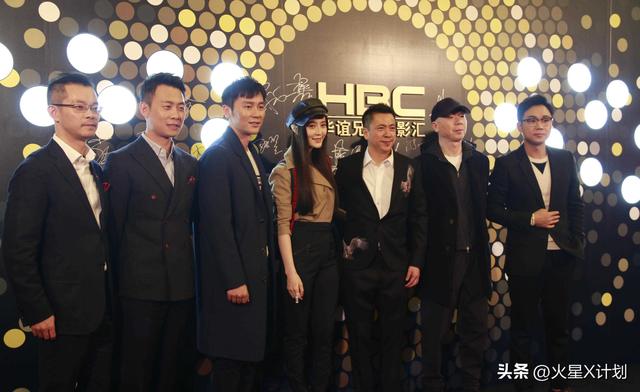 王中磊破产，携全家搬出庄园住进别墅，老婆愁眉苦脸被迫接受降级