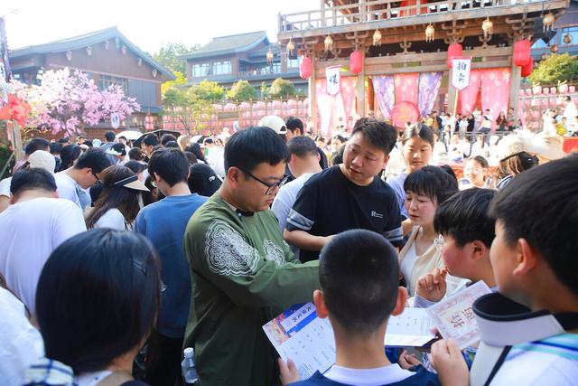 五一嗨不停！快来高岭文化村玩点不一样的~