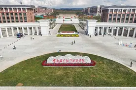 聚力就业攻坚 筑梦绿色未来——云南林业职业技术学院2025年就业创业促进系列活动启幕图片
