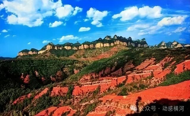 阳城县横河镇2025年“我们的节日”职工徒步登高活动圆满落幕