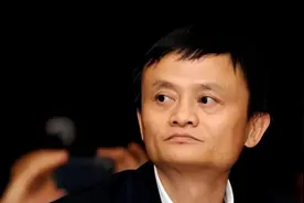 事实证明，59岁“远走日本”的马云，已走上另一条“人生大道”！图片