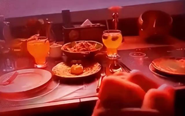 张亮儿子不服管，曝天天在国外搞大女同学肚子，女方父母正闹着！