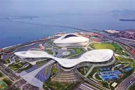 羽毛球培训机构在厦遍地开花！业余高手变陪打图片