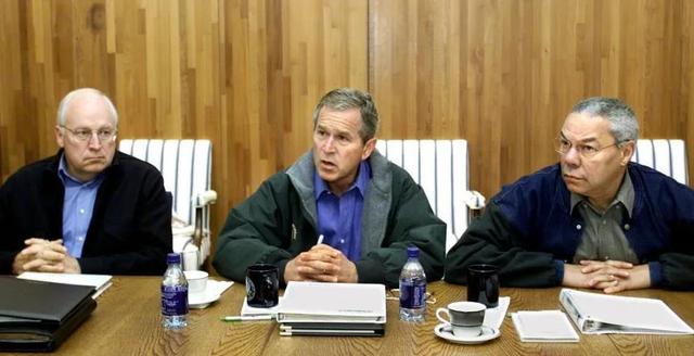 美国最牛副总统去世！特朗普继承他的衣钵却反目，连悼词都懒得念