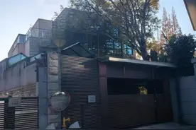 昆明滇池畔一栋价值4149万的别墅降价拍卖，被人捡漏2655万竞得图片