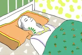 晚上如何睡得更舒服？睡姿与枕头选择很重要图片