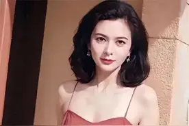 关之琳—黑色蕾丝内衣大胆写真，身材和皮肤还是这么性感！图片