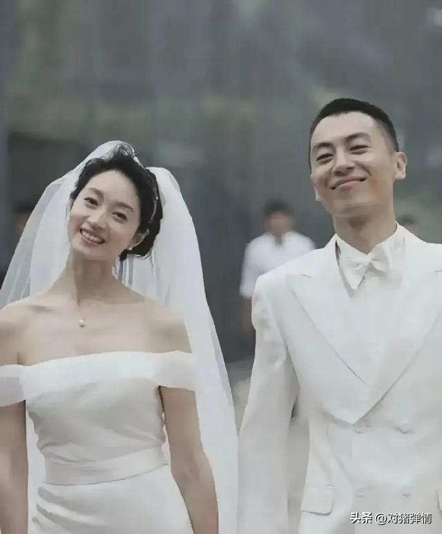 娱乐圈最幸福的18对明星夫妻，颜值抗打，又恩爱，你们喜欢哪一对