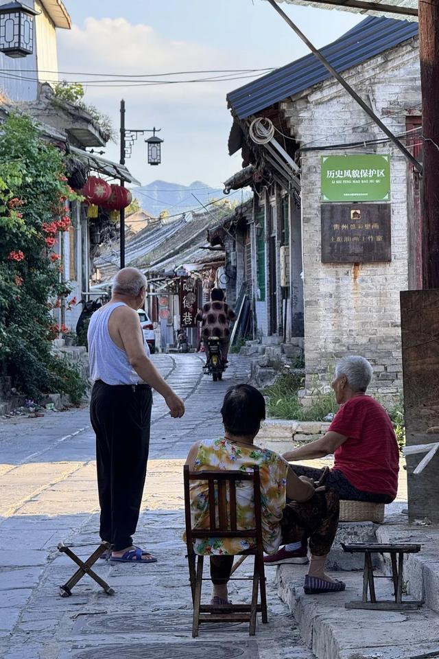山东，有一座2000年前的一线城市，去青州古城赶一场槐花雨