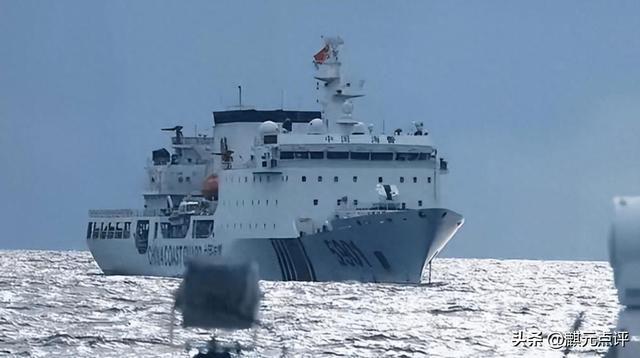 局势已恶化，10国踩踏中国红线，中方枪打出头鸟，菲必须付出代价