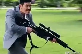 因眼红吴京，"嘎子哥"花巨资翻拍《战狼2》，上映后成全网笑柄图片