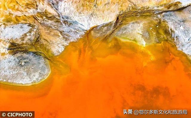 新华社丨鄂尔多斯：芒乃淖尔盐湖景色迷人