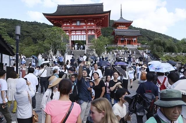 差距明显！中日韩一季度外国游客：日1000万，韩430万，中国呢？