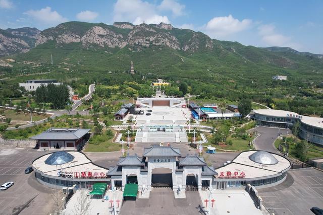 北响堂山石窟：千年佛韵的时空秘旅