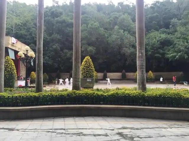 我是山东大学生，在青海待了七天，忍不住想说青海的4点印象。