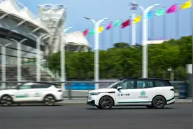 文远知行成RoboTaxi第一股，中国“萝马文”三兄弟谁能笑到最后？图片