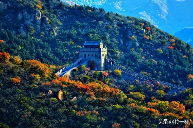 Deepseek和百度AI共同推荐北京红叶区：到北京旅游至少要去三个。