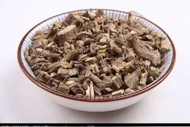 颜陵君话中药：消食药的最后一名——鸡矢藤图片